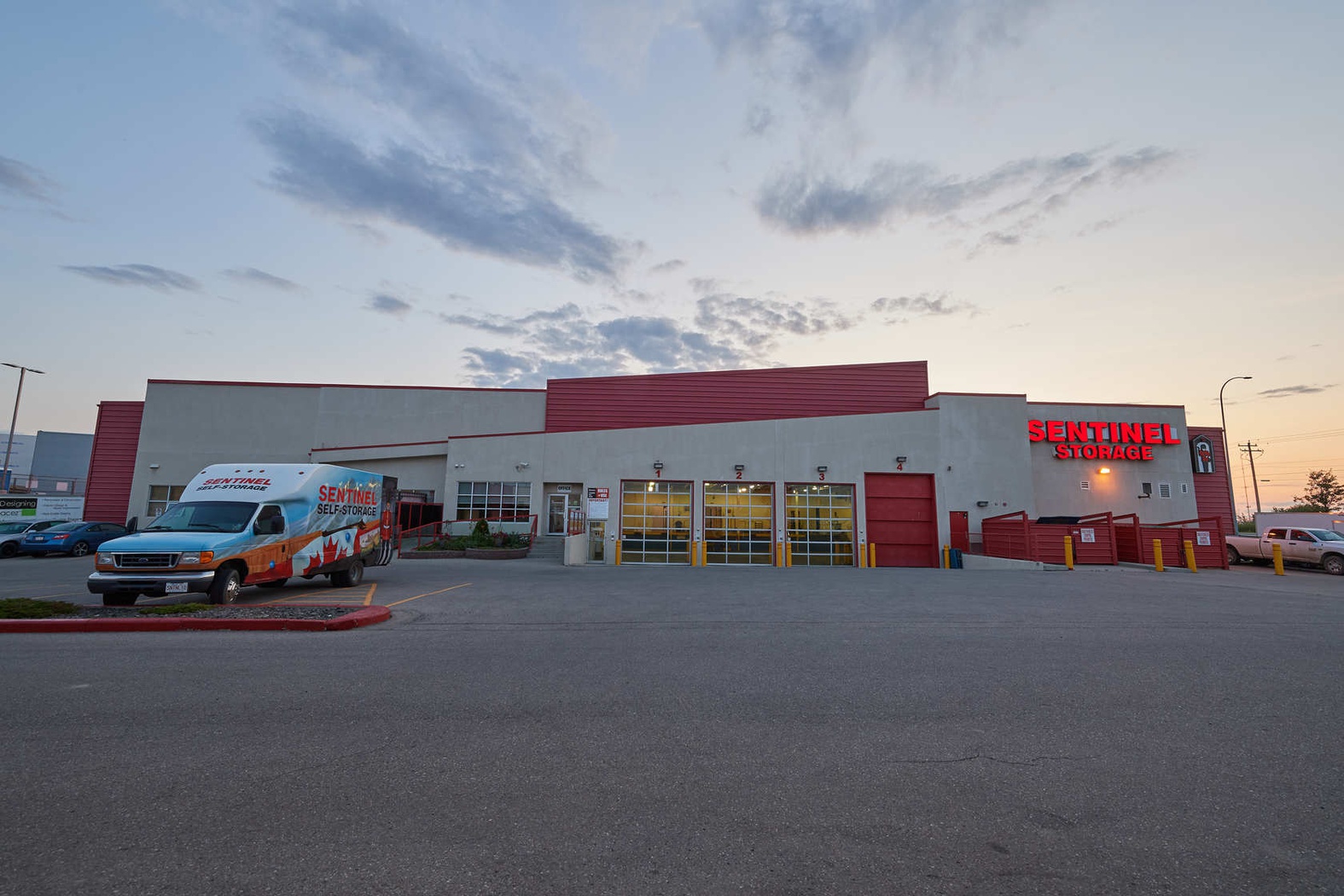 Rent Calgary storage units at 7725 112 Avenue NW. We offer a wide-range of affordable self storage units and your first 4 weeks are free!