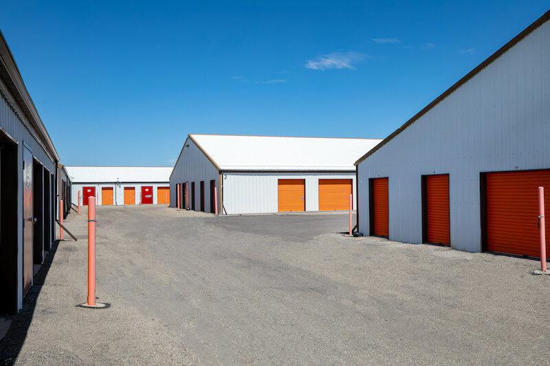 Rent Lethbridge storage units at 1420 31 Street North. We offer a wide-range of affordable self storage units and your first 4 weeks are free!