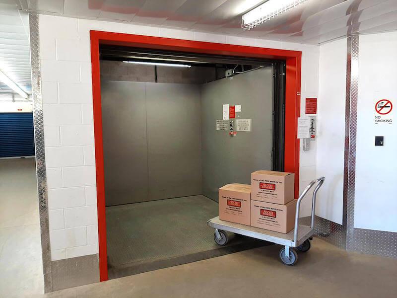 Rent Whitchurch-Stouffville storage units at 12230 Kennedy Road. We offer a wide-range of affordable self storage units and your first 4 weeks are free!