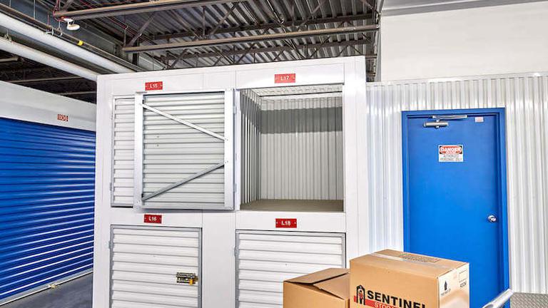 Rent Calgary storage units at 7725 112 Avenue NW. We offer a wide-range of affordable self storage units and your first 4 weeks are free!