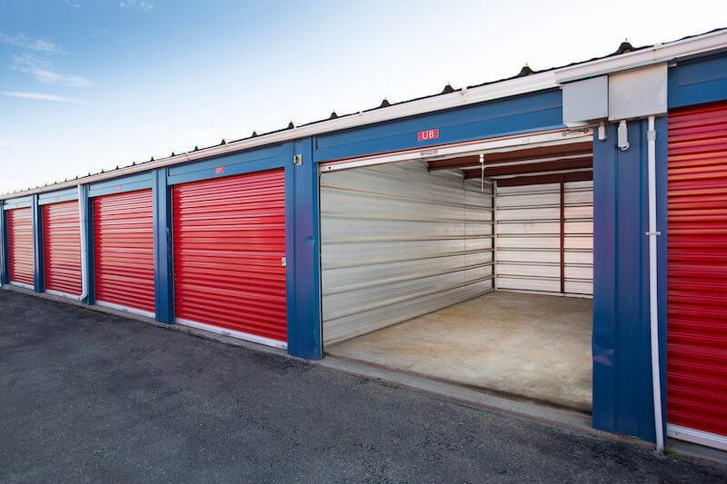 Rent Red Deer storage units at 5433 47 St. We offer a wide-range of affordable self storage units and your first 4 weeks are free!
