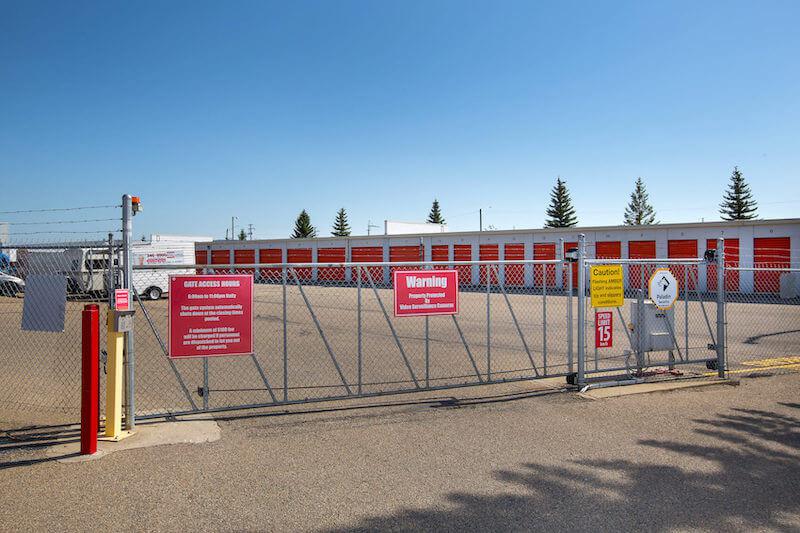 Rent Red Deer South storage units at 88 Petrolia Drive. We offer a wide-range of affordable self storage units and your first 4 weeks are free!