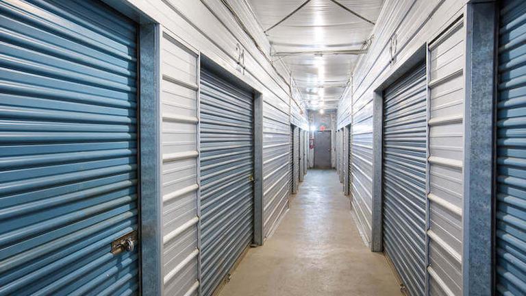 Rent Sherwood Park West storage units at 145 Provincial Avenue. We offer a wide-range of affordable storage units and your first 4 weeks are free!