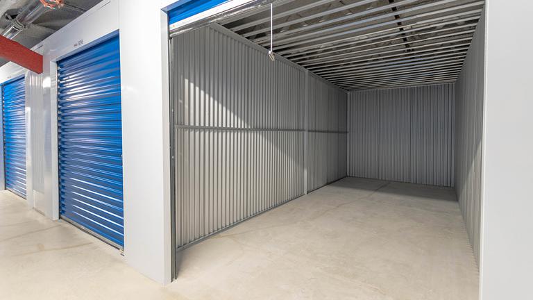 Rent Burnaby storage units at 3333 Bridgeway St, Vancouver, BC. We offer a wide-range of affordable self storage units and your first 4 weeks are free!